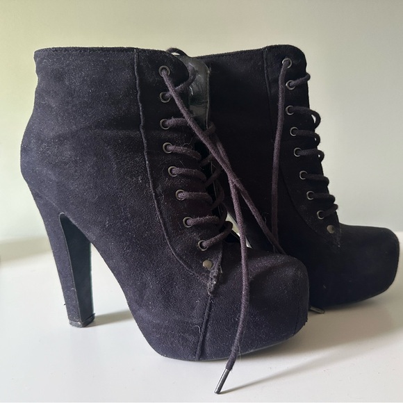 Club Couture booties - Picture 2 of 4